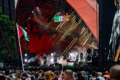 Fontaines DC - Roskilde Day 1 Tags- @colindarbyshir3 @codaphotos-1-2