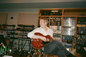 Spoon im Studio