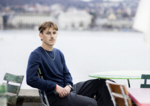 Portraitfoto Belio Biedermann, dessen Roman „Lázár“ in 20 Ländern erscheint.