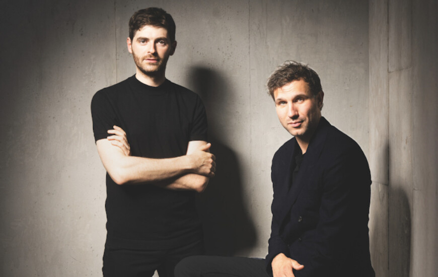 Portraitfoto Taxis Würger und Florian Christl, die mit „Für Polina – In Concert“ gemeinsam auf Tour gehen.