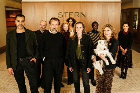 „Call My Agent: Berlin“ kann bei Disney+ gestreamt werden.