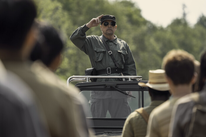 Der Thriller „The Long Walk – Todesmarsch“ läuft in den Kinos.
