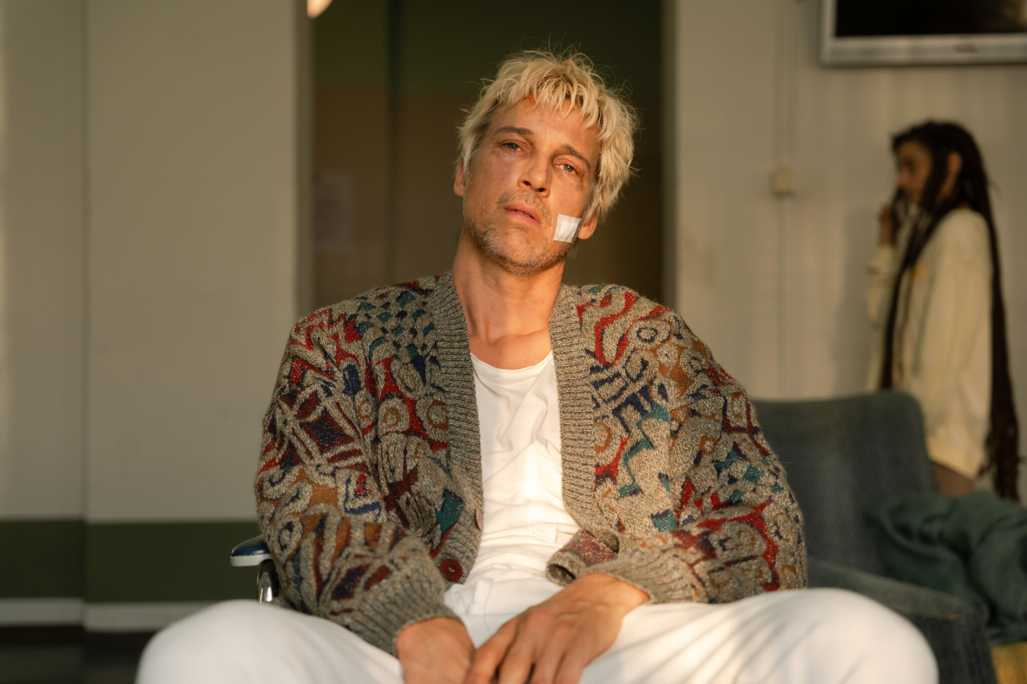Florian David Fitz spielt in „No Hit Wonder“ einen erfolglosen Popsänger, der nach einem Suizidversuch in der Psychiatrie landet und ausgerechnet durch Singen ins Leben zurückfindet. Der Film kommt in die Kinos.