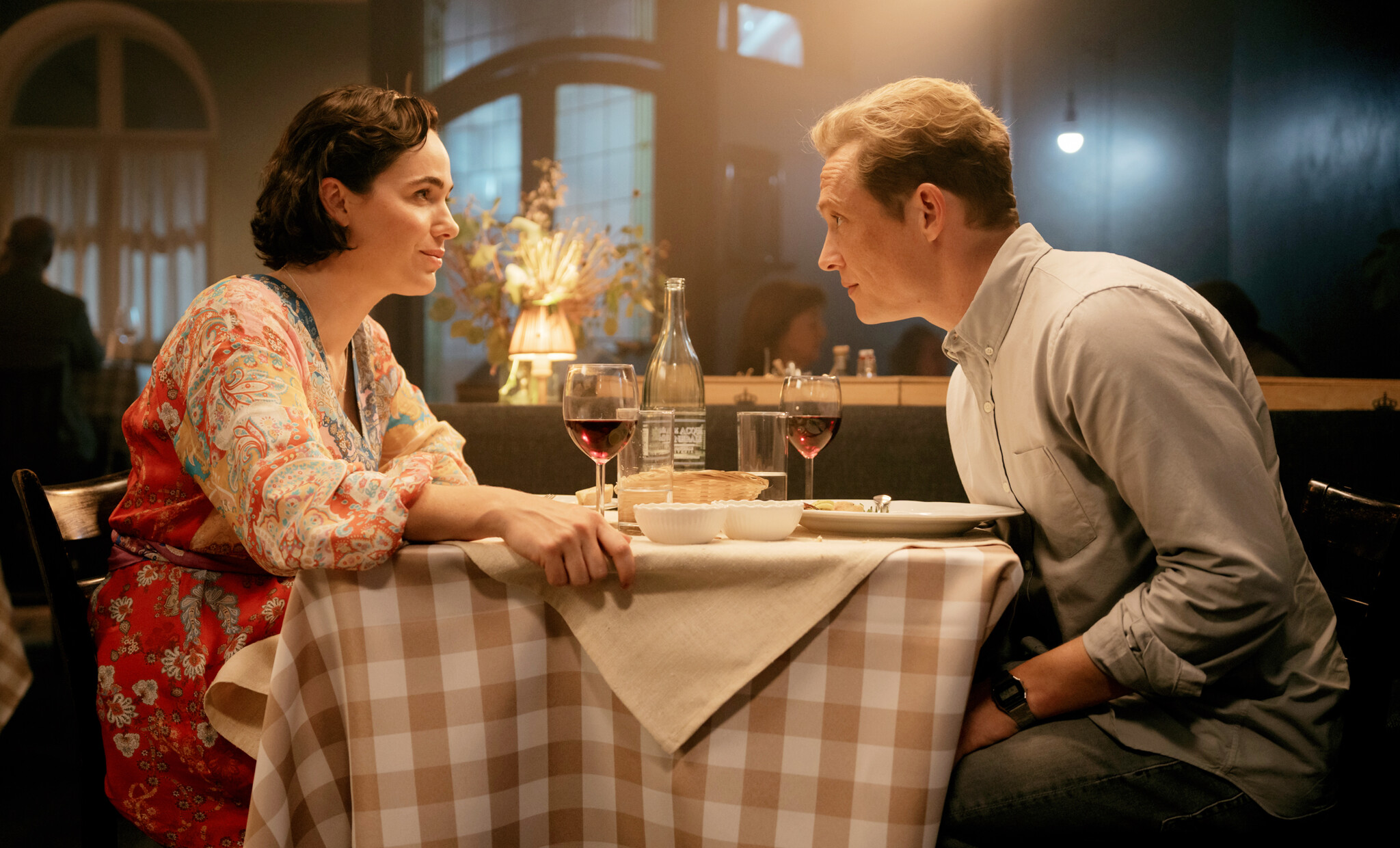 Plötzlich mit Traumfrau: Felix („Matthias Schweighöfer“ im Fantasyfilm „Das Leben der Wünsche“, der jetzt im Kino läuft.