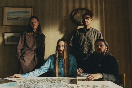 Nicolas Hugh Andrew Buxton, Florence Cleopatra Shaw, Thomas Paul Dowse und Lewis Manard (v.l.n.r.): vier gleichberechtigte Teile einer Idee.