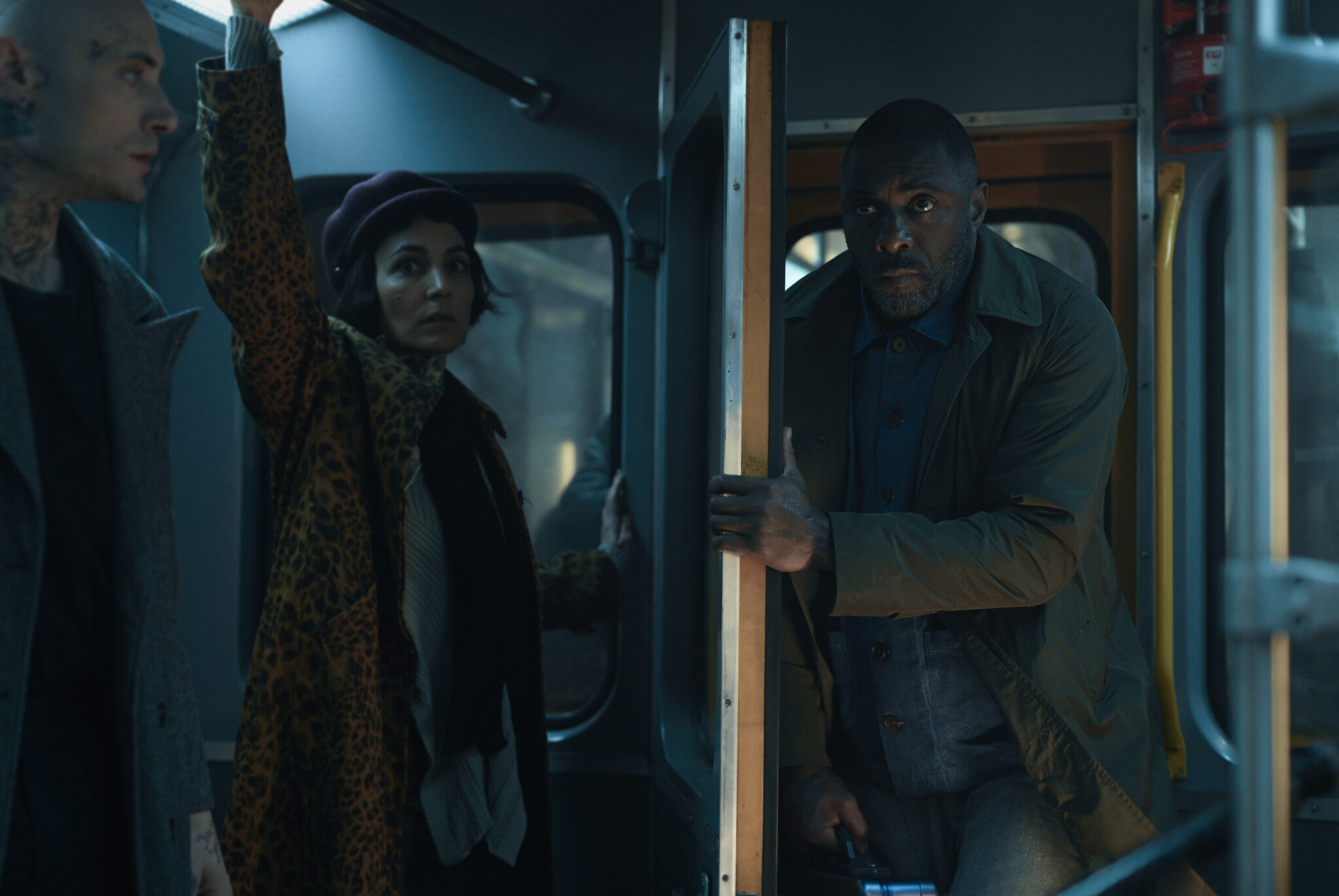 „Hijack – Staffel 2“ ab sofort bei Apple TV+: Idris Elba ist wieder Sam Nelson. Doch ist er wieder einer der Guten?