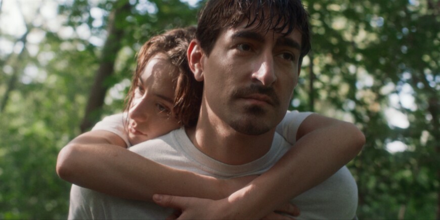 Der Film „Schwesterherz“ ist ein Drama, das intensiv das Problem verhandelt, wenn der innig geliebte Bruder eine Frau vergewaltigt. „Schwesterherz“ läuft jetzt im Kino.