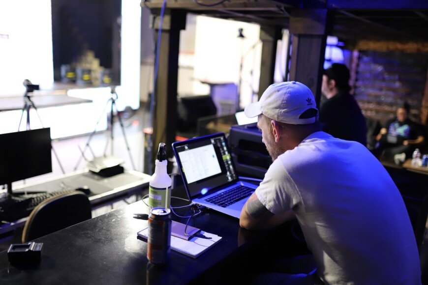 a92bac1554712c13d94f76f1bf6_1280