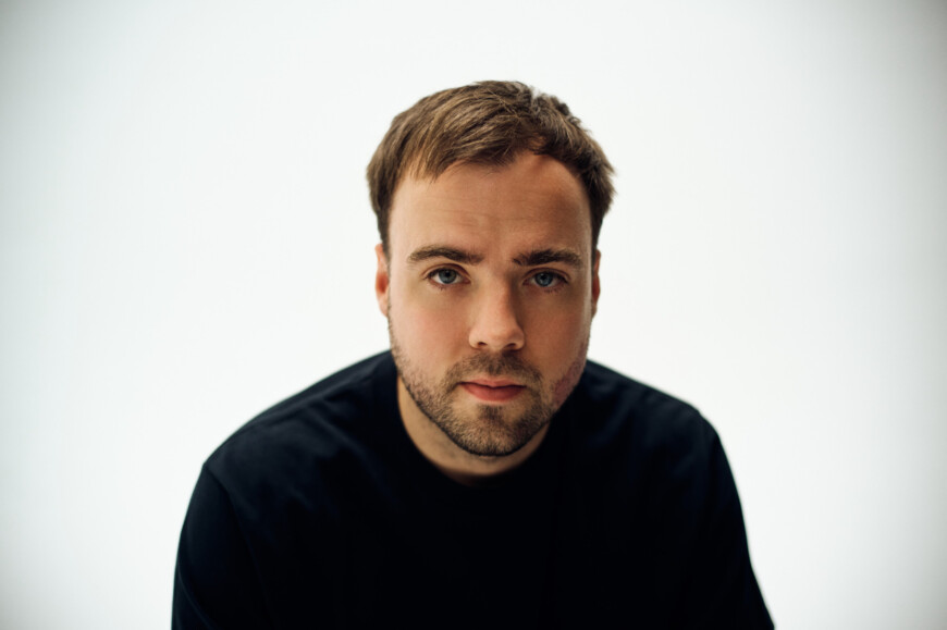 Portraitfoto Kurt Prödel, der mit „Salto“ seinen zweiten Roman vorlegt