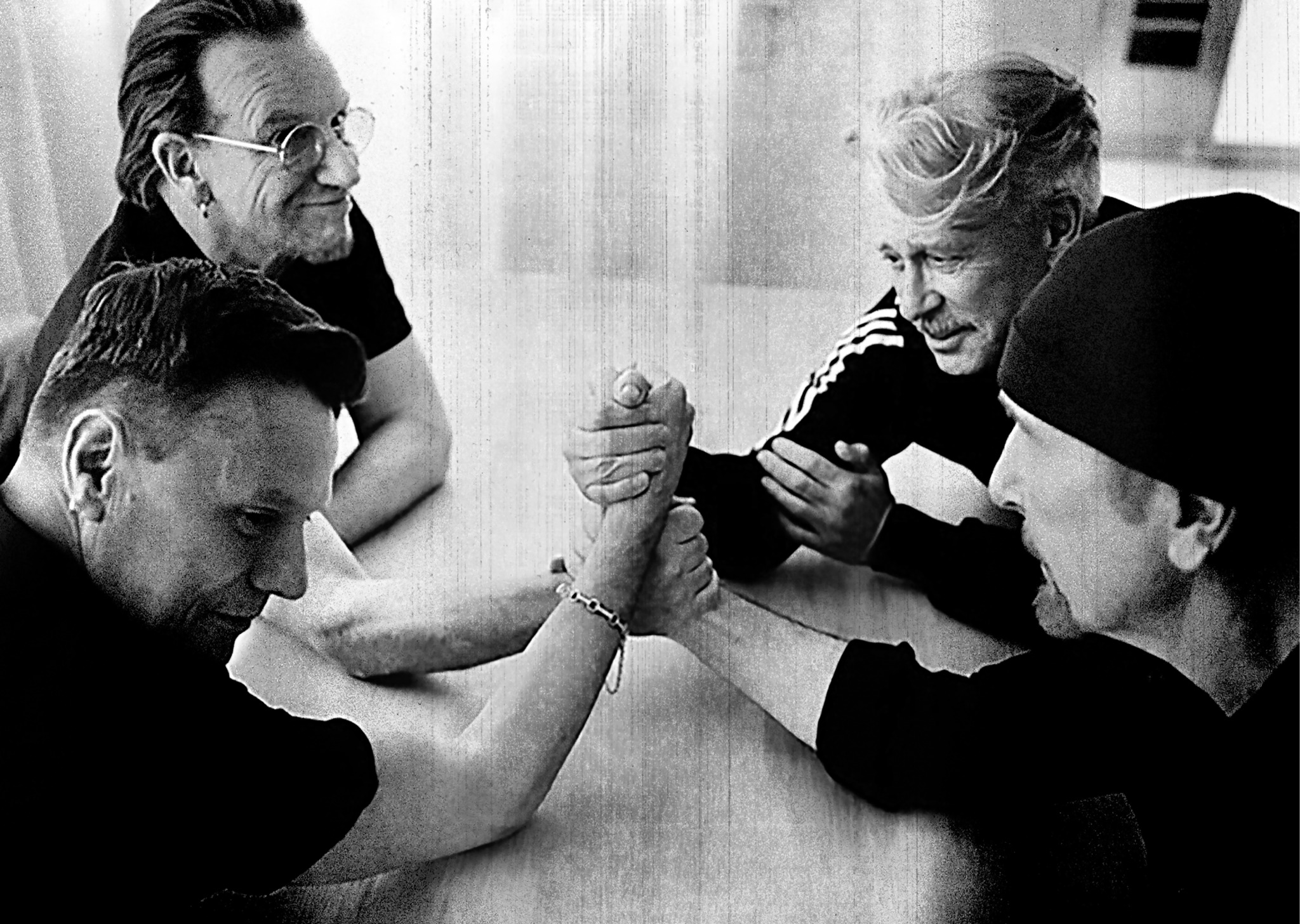 U2 haben eine neue EP rausgebracht.