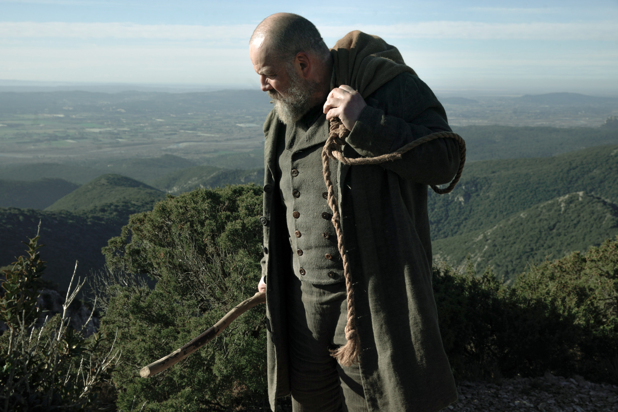 „Les Misérables“ von Éric Besnard mit Grégory Gadebois in der Hauptrolle kommt am Donnerstag in die Kinos.