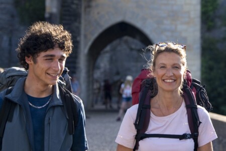 Camino-Therapie1-c-2025Marie-CamilleOrlando-EveyaProductions-PageFilms