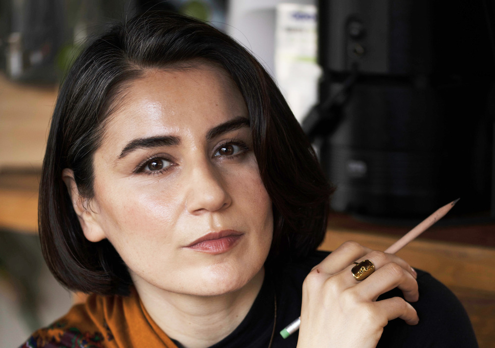 Portraitfoto Karosh Taha, deren Roman „Gulistan“ unser Buch der Woche ist
