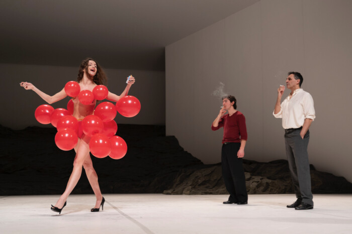 „Masurca Fogo – Ein Stück von Pina Bausch“ wird im Tanztheater Wuppertal wieder aufgeführt.