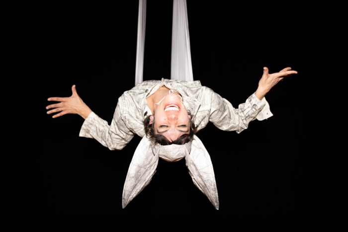 Tanz im August 2026: Kareth Schaffer & Jonas Hauer: „Bat Dances“