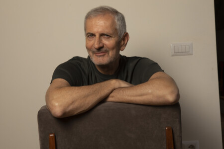 Portraitfoto Gianrico Carofiglio, der beim Krimifestival Mord Am Hellweg seinen Roman „Der Horizont der Nacht“ mit einer Lesung vorstellt