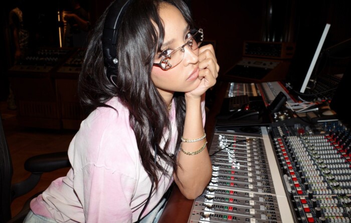 Tinashe-Credit-Hugo-Comte-1392x884 (1)