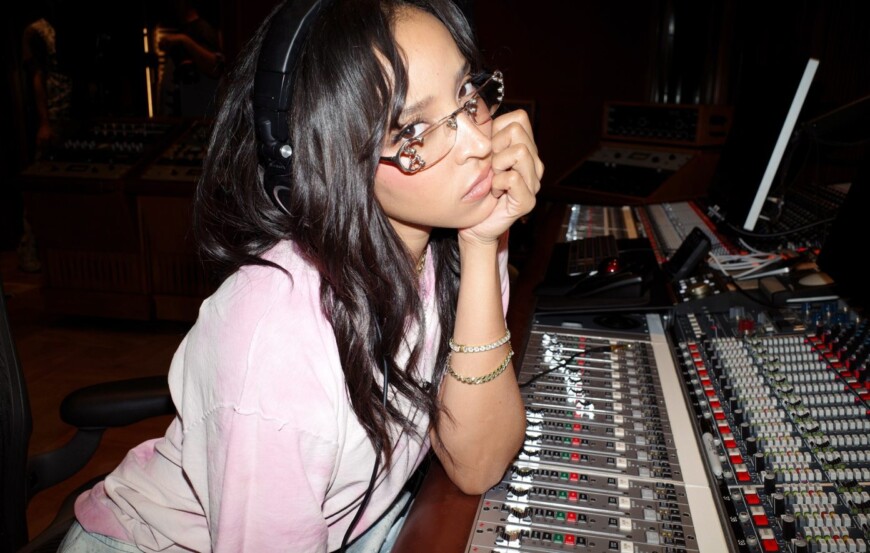 Tinashe-Credit-Hugo-Comte-1392x884 (1)